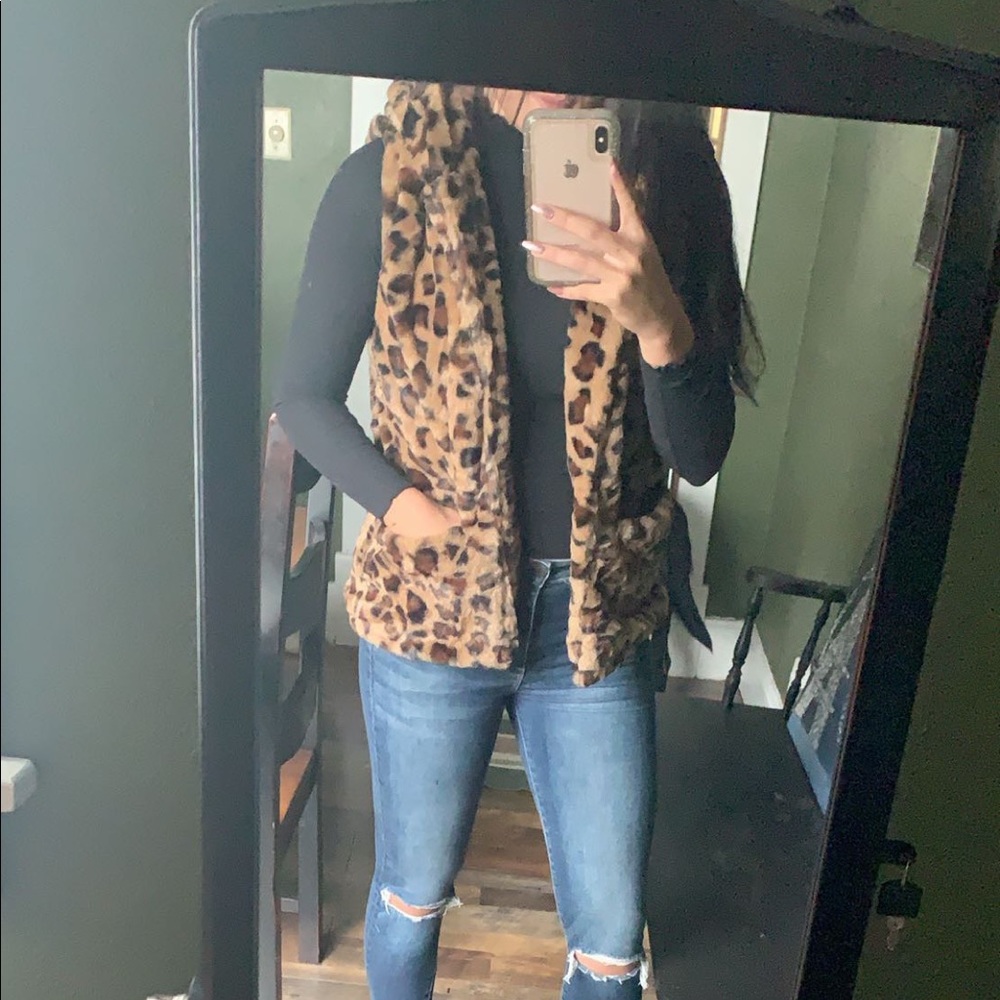 Cheetah vest